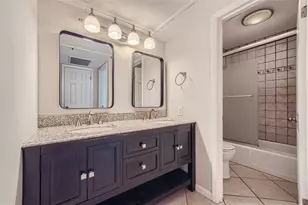 7920 Rockwood Ln, Austin, TX 78757 - Photo 10
