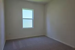 121 Blazilmar Ln, Taylor, TX 76574 - Photo 6