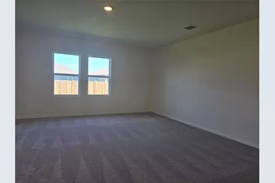 121 Blazilmar Lane, Taylor, TX 76574 - Photo 8
