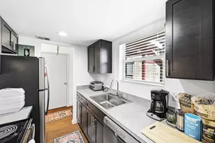 1904 Valley Hill Cir, Austin, TX 78741 - Photo 12