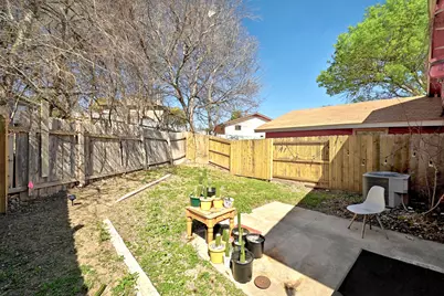 1904 Valley Hill Circle, Austin, TX 78741 - Photo 20