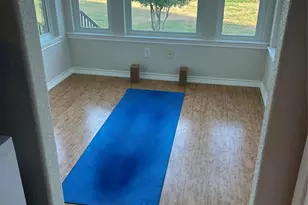 105 Sabine Dr, Georgetown, TX 78628 - Photo 10