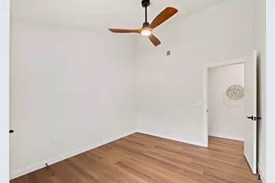 7906 Havenwood Drive, Austin, TX 78759 - Photo 26