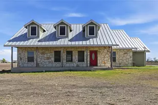 4355 S E River Rd, Martindale, TX 78655 - Photo 2