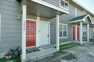 107 Castleberry Ct, Bertram, TX 78605 - Photo 2