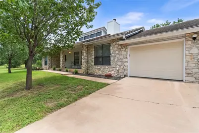 210 Teeoff #B, Horseshoe Bay, TX 78657 - Photo 16