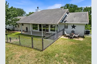 210 Teeoff #B, Horseshoe Bay, TX 78657 - Photo 30