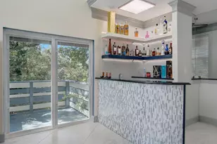 146 Shadow Oak Dr, Bastrop, TX 78602 - Photo 4