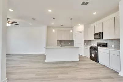 13504 Muny Parkway, Elgin, TX 78621 - Photo 2