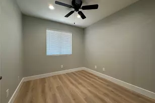 7205 Aldea Dr, Austin, TX 78745 - Photo 14