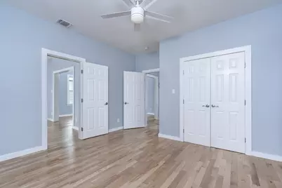 1014 W 6th Street, Taylor, TX 76574 - Photo 8