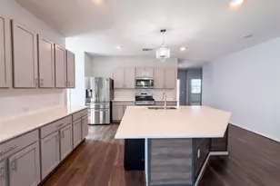 204 Florenz Ln, Georgetown, TX 78628 - Photo 2