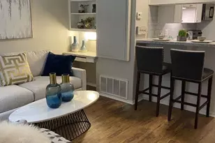 2801 Hemphill Park, Austin, TX 78705 - Photo 2