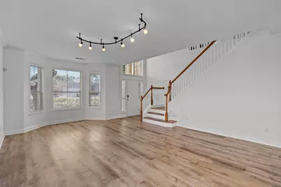 10824 Quarry Oaks Trail, Austin, TX 78717 - Photo 6