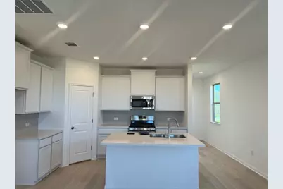 365 Papaya Drive, Buda, TX 78610 - Photo 8
