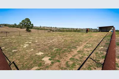 935 Highway 21 E, Paige, TX 78602 - Photo 28