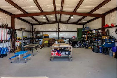 935 Highway 21 E, Paige, TX 78602 - Photo 32