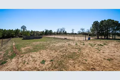 935 Highway 21 E, Paige, TX 78602 - Photo 34