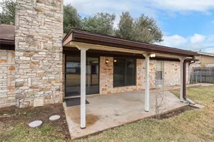 204 Drake Ln, Taylor, TX 76574 - Photo 22