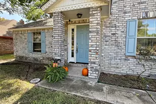 1201 Burkett Cir, Cameron, TX 76520 - Photo 8