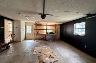 1201 Burkett Cir, Cameron, TX 76520 - Photo 32