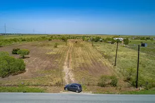 14512 Graef Rd, Creedmoor, TX 78610 - Photo 18