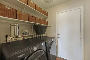 11917 Aitne Ln, Austin, TX 78725 - Photo 36