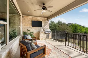 136 Double L Dr, Dripping Springs, TX 78620 - Photo 12