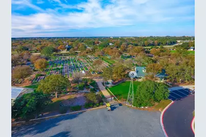 704 Archer Lane, Georgetown, TX 78633 - Photo 38