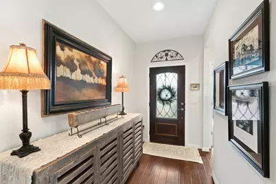 704 Archer Lane, Georgetown, TX 78633 - Photo 4