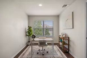 9205 Ipswich Bay Dr, Austin, TX 78747 - Photo 16