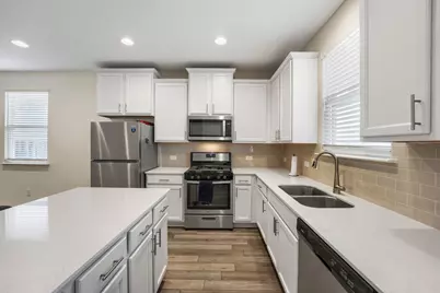 12104 Tolson Drive, Manor, TX 78653 - Photo 6