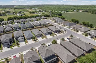 325 Granary Dr, Uhland, TX 78640 - Photo 26