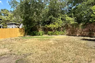 1123 Christie Dr, Austin, TX 78721 - Photo 26