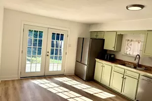 1123 Christie Dr, Austin, TX 78721 - Photo 4