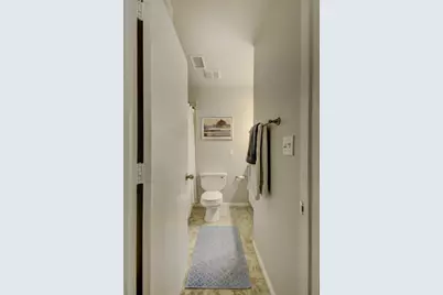 2300 E 9th Street, Austin, TX 78702 - Photo 14