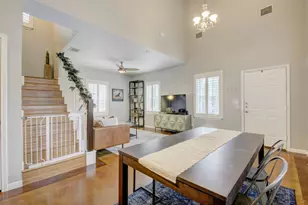 2300 E 9th St, Austin, TX 78702 - Photo 4