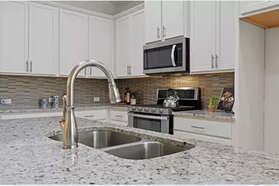 132 Gliding Willow Street, San Marcos, TX 78666 - Photo 10