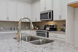 132 Gliding Willow St, San Marcos, TX 78666 - Photo 10