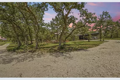 387 Corral Road, Smithville, TX 78957 - Photo 38