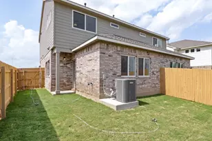 138 Whinny Wy, Georgetown, TX 78626 - Photo 4