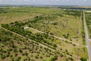 474 Heidenreich Ln, Kyle, TX 78640 - Photo 6