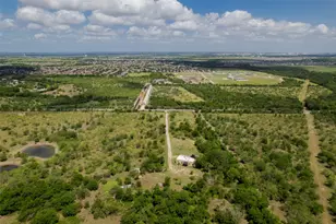 474 Heidenreich Ln, Kyle, TX 78640 - Photo 10