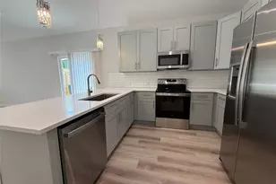 817 5th St, Lockhart, TX 78644 - Photo 8