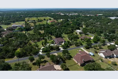 105 Arrowhead Road, Georgetown, TX 78633 - Photo 40