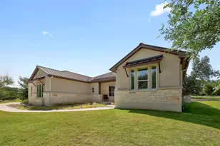 105 Arrowhead Rd, Georgetown, TX 78633 - Photo 6