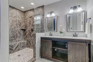 2200 E 14th St, Austin, TX 78702 - Photo 14