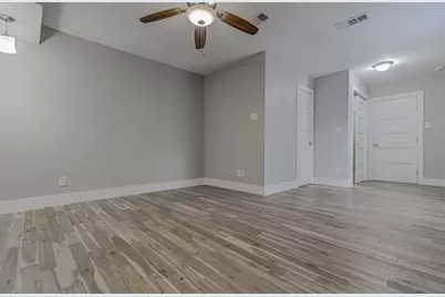 2200 E 14th Street, Austin, TX 78702 - Photo 22