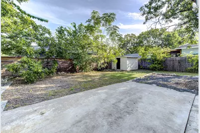 2200 E 14th Street, Austin, TX 78702 - Photo 28