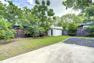 2200 E 14th St, Austin, TX 78702 - Photo 40